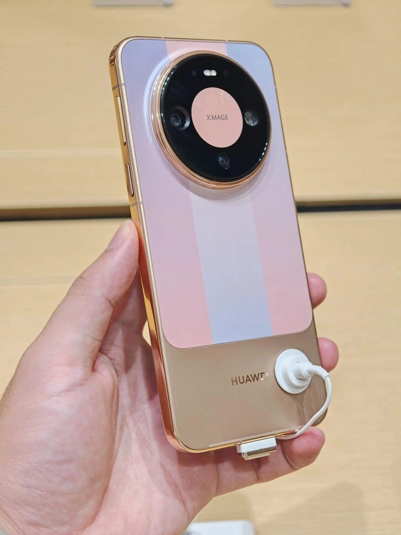 华为 Mate 90 最速上手！