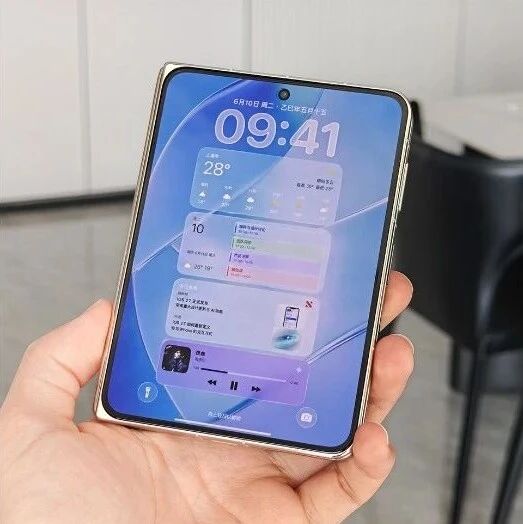 iPhone Ultra真机曝光？卖1W8我也要了！